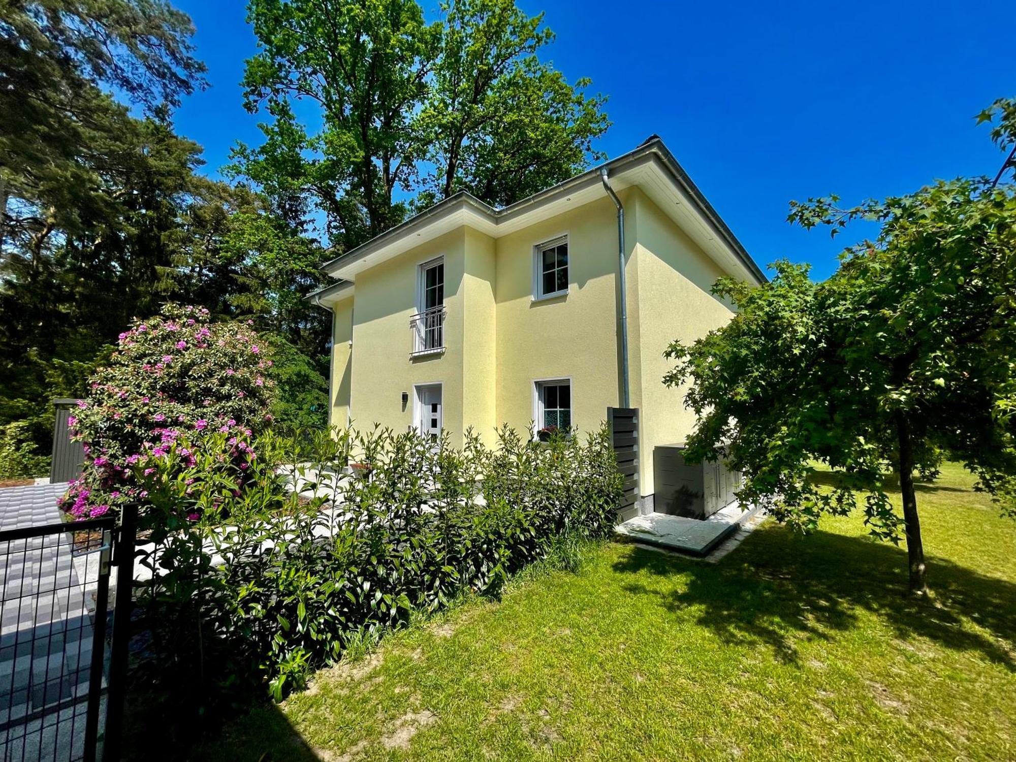Ferienwohnung Im Gruenen Oranienburg Esterno foto